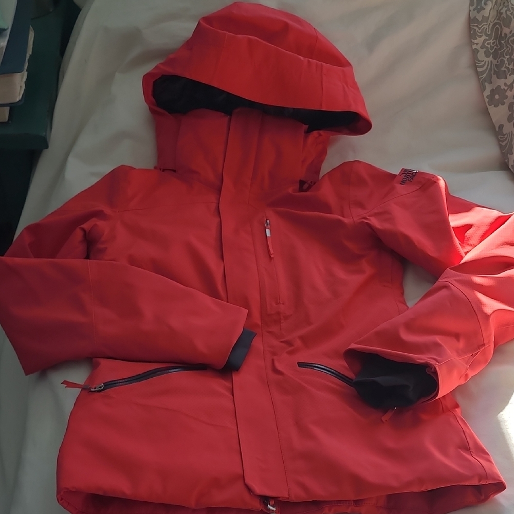 The North Face Women's Pink Gatekeeper Ski Jacket, XS
